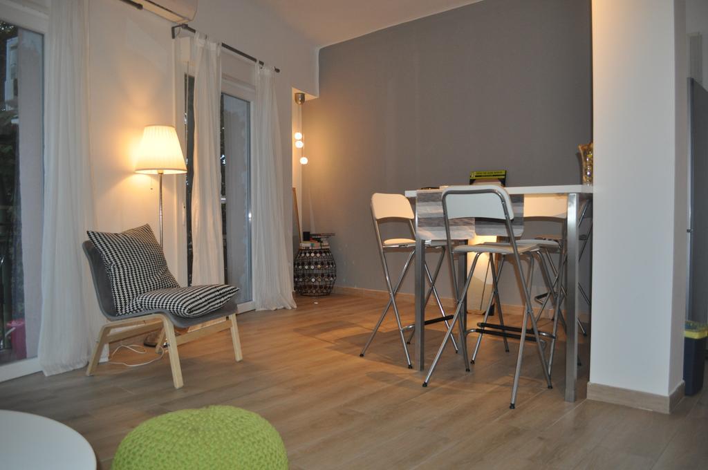 Ronda De Segovia Appartement Madrid Buitenkant foto