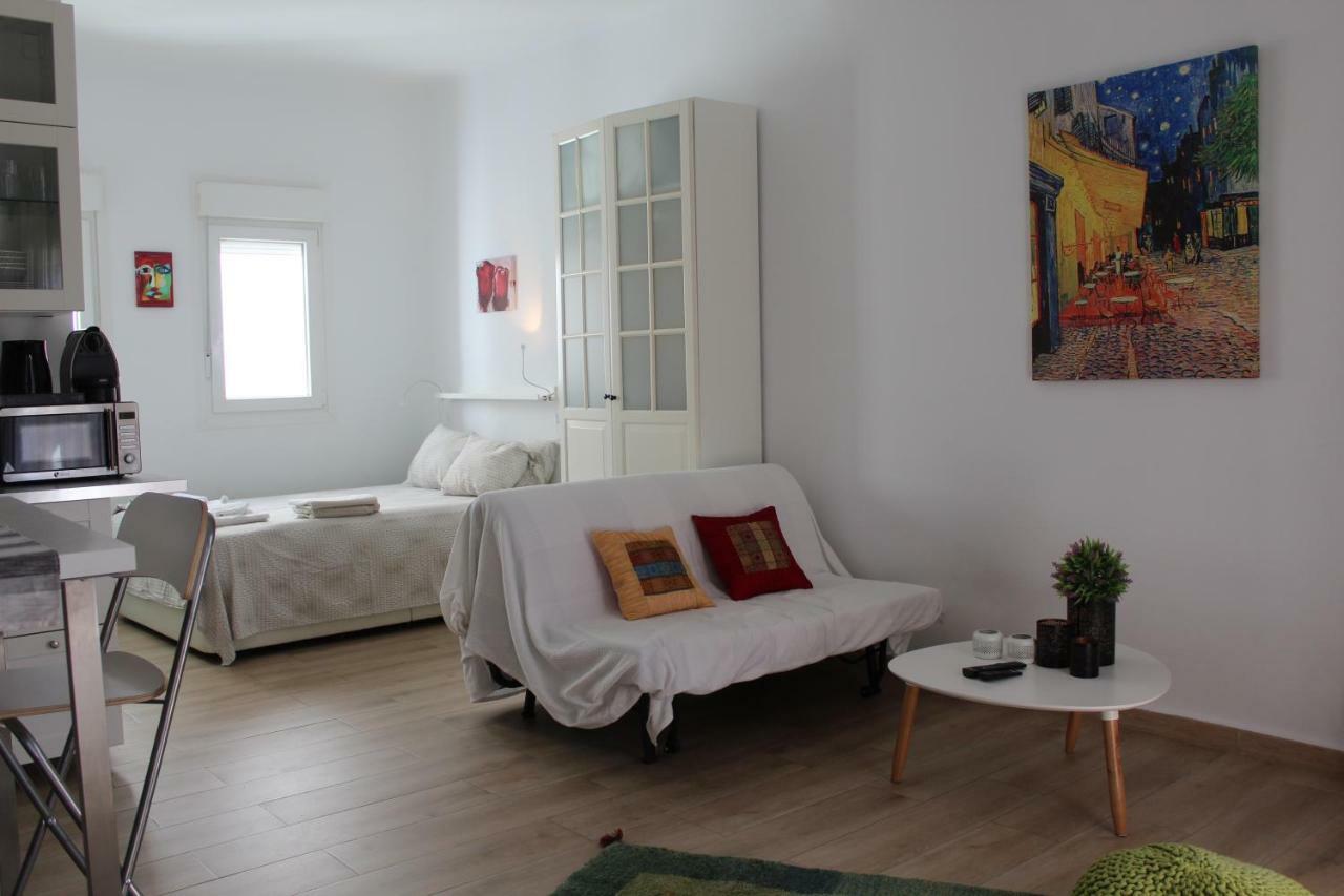 Ronda De Segovia Appartement Madrid Buitenkant foto